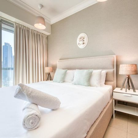 Appartamento Prime Retreats - Downtown Dubai Esterno foto