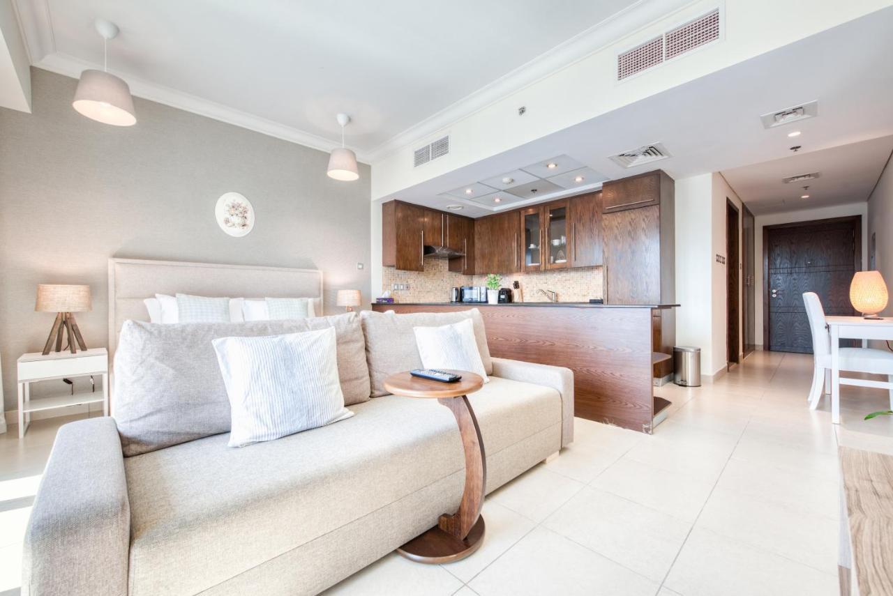 Appartamento Prime Retreats - Downtown Dubai Esterno foto