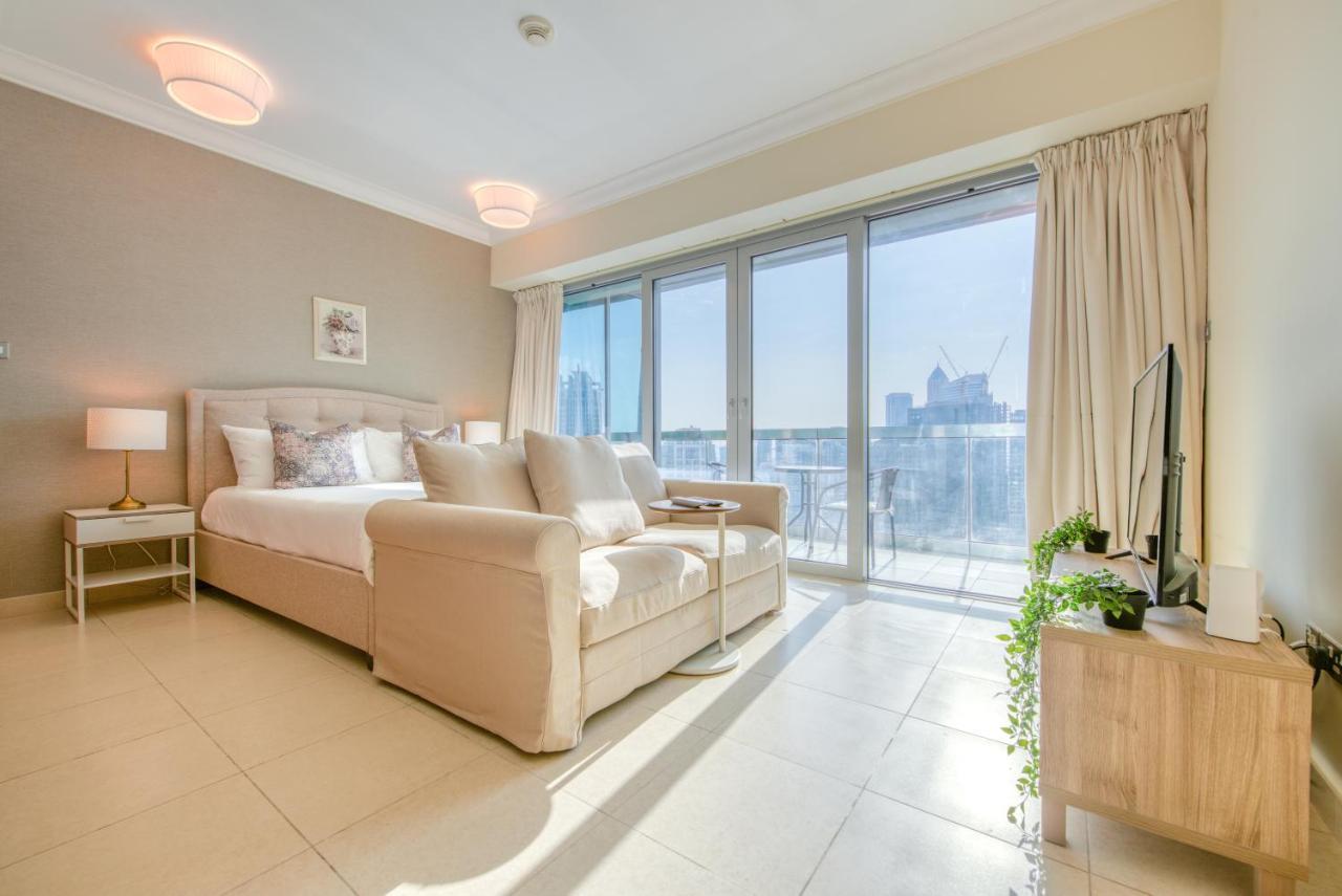 Appartamento Prime Retreats - Downtown Dubai Esterno foto